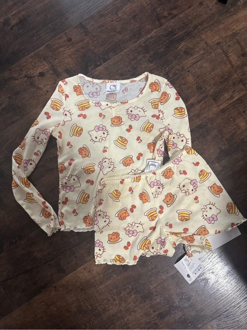 Hello Kitty Cream Pajama Top with Pink Accents